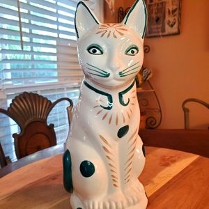 Vintage 1980 Nancy Lopez ceramic cat statue